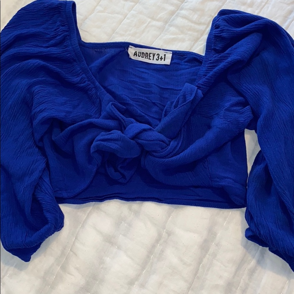 Blue top